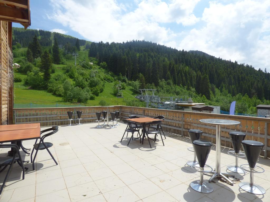 Hotel Hatsvali Mestia Habitación foto